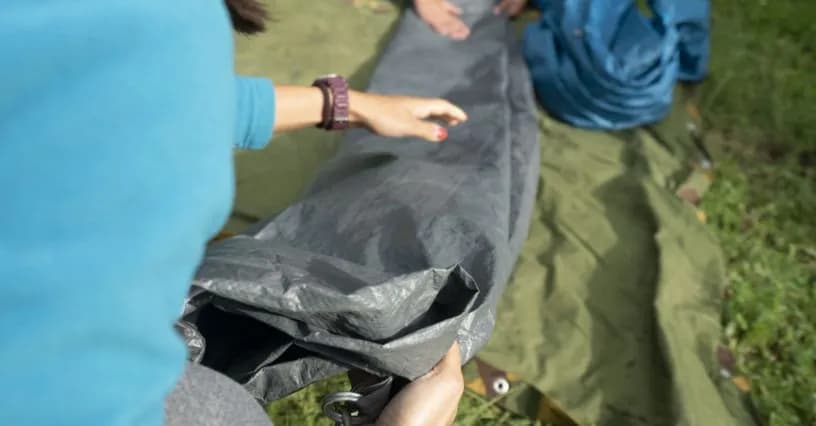 Jak wyprac namiot, aby uniknąć pleśni i uszkodzeń podczas przechowywania