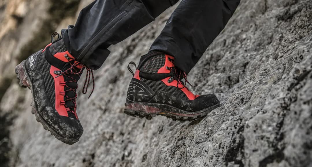 Jakie buty do trekkingu wybrać, aby uniknąć nieprzyjemności?